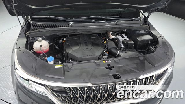 Kia Canival 2022 — photo 6