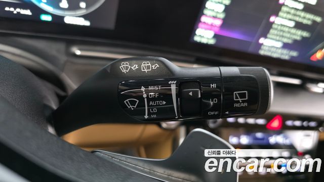 Kia Canival 2022 — photo 23