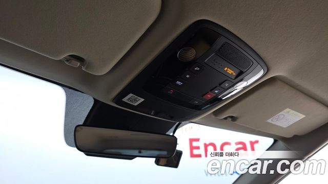 Kia Canival 2022 — photo 24