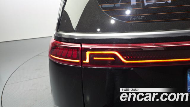 Kia Canival 2022 — photo 9