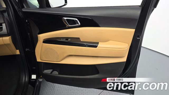 Kia Canival 2022 — photo 14