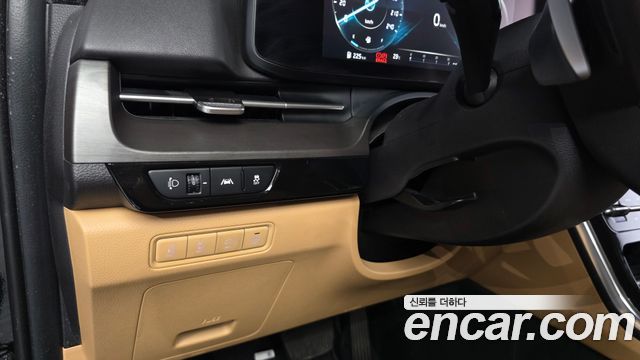 Kia Canival 2022 — photo 30