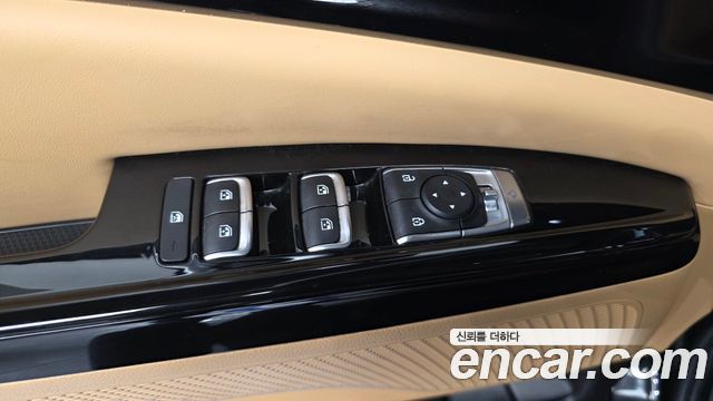 Kia Canival 2022 — photo 31