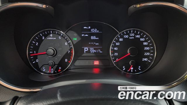 Kia K3 2015 — photo 11