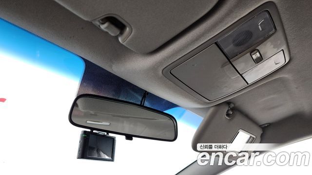 Kia K3 2015 — photo 25