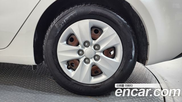 Kia K3 2015 — photo 7