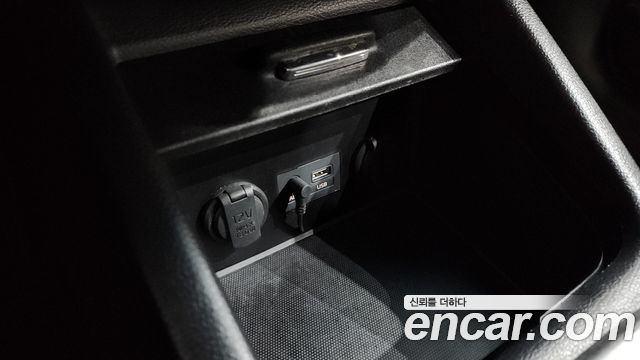 Kia K3 2015 — photo 34