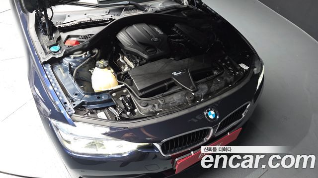 BMW 3-Series 2017 — photo 6