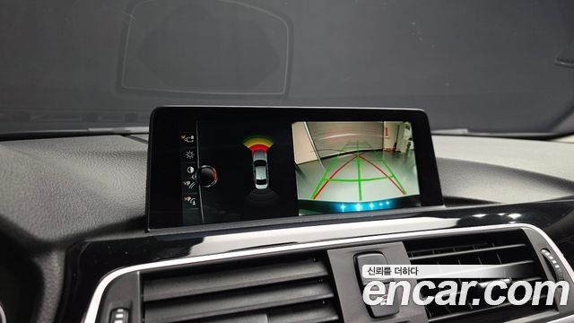 BMW 3-Series 2017 — photo 15