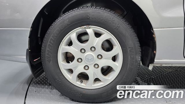 Hyundai Starex 2011 — photo 5