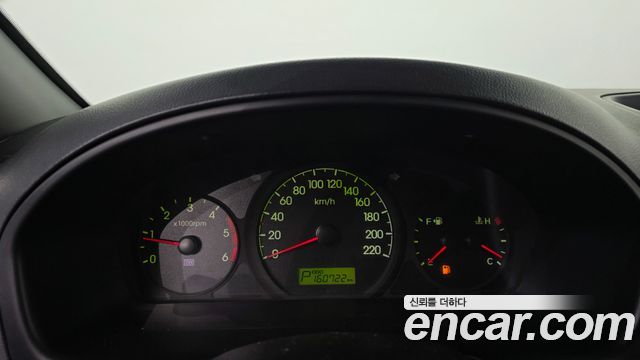 Hyundai Starex 2011 — photo 11