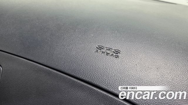 Hyundai Starex 2011 — photo 25