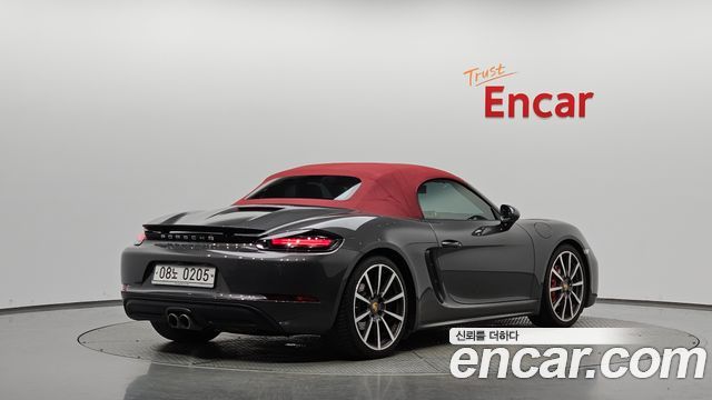 Porsche 718 2017 — photo 32