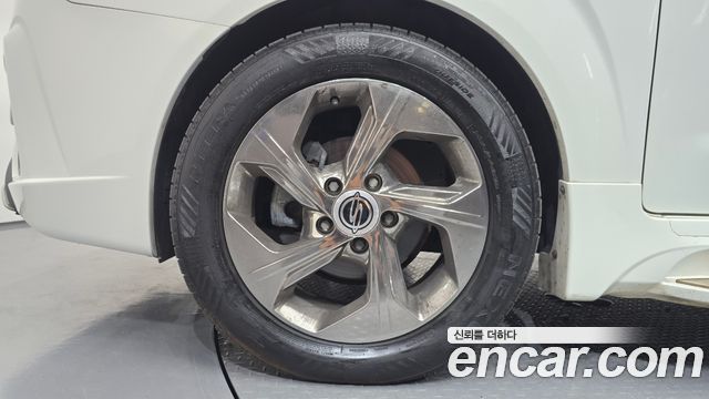 KG Mobility KORANDO 2018 — photo 5