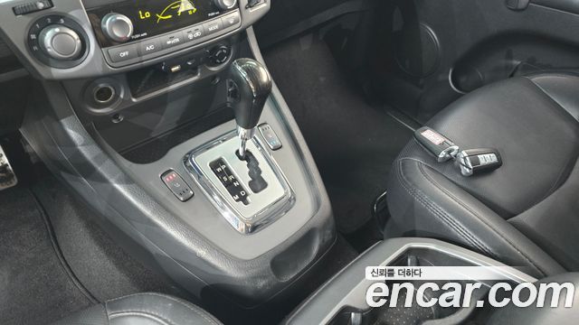 KG Mobility KORANDO 2018 — photo 12
