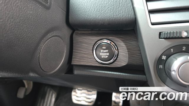 KG Mobility KORANDO 2018 — photo 25