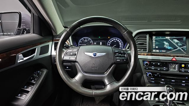 Hyundai Genesis 2016 — photo 13