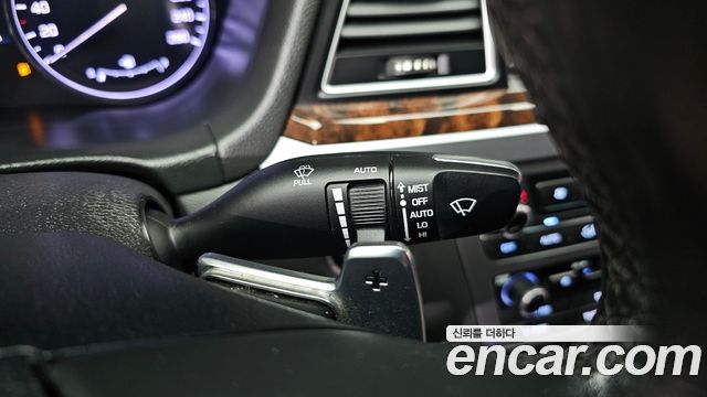 Hyundai Genesis 2016 — photo 18