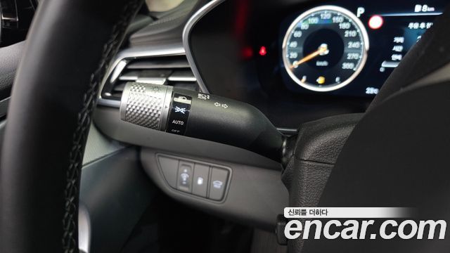 Genesis G70 2024 — photo 21