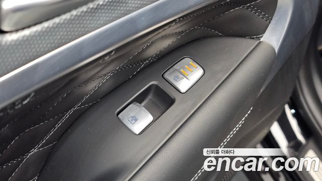 Genesis G70 2024 — photo 30