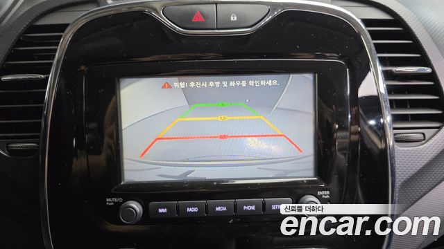 Renault Korea QM3 2015 — photo 15