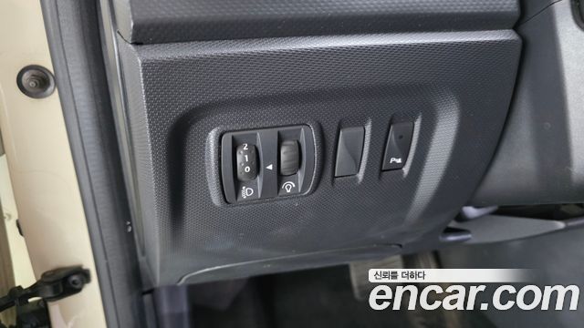 Renault Korea QM3 2015 — photo 16