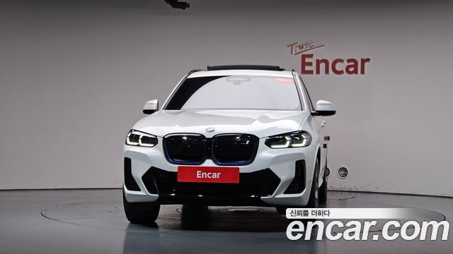 BMW iX3 2024 — photo 3