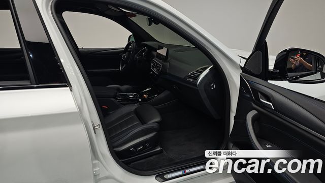 BMW iX3 2024 — photo 17