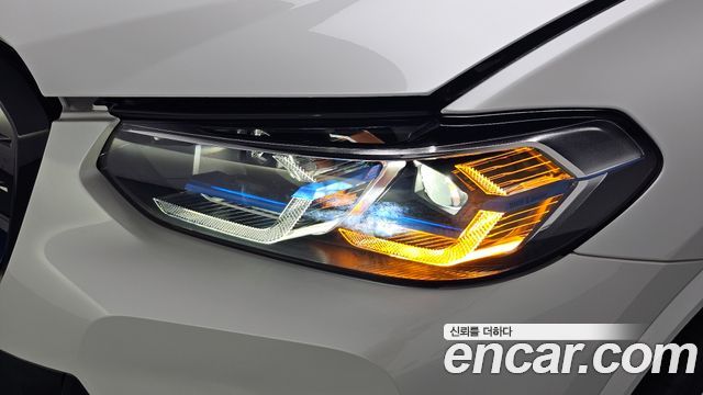 BMW iX3 2024 — photo 8