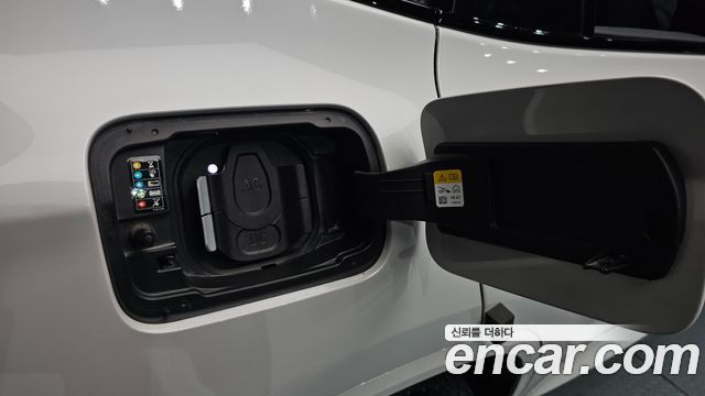 BMW iX3 2024 — photo 37
