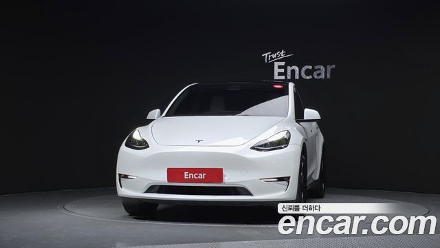 Tesla Model Y 2022 — photo 3
