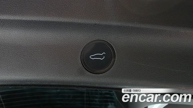 Tesla Model Y 2022 — photo 27