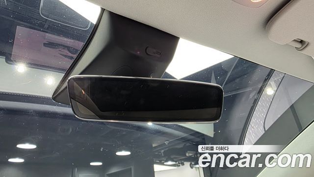 Tesla Model Y 2022 — photo 28