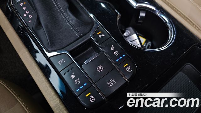Kia Canival 2019 — photo 18