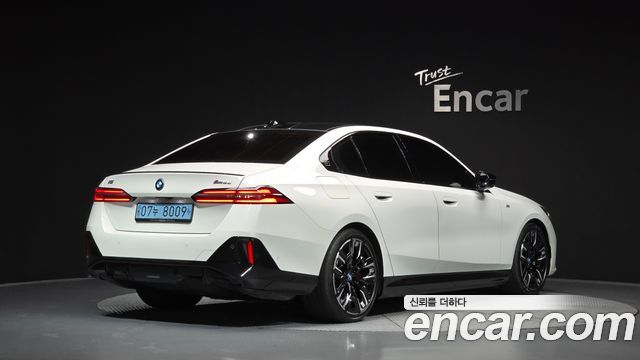 BMW i5 2024 — photo 2