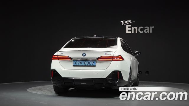 BMW i5 2024 — photo 4