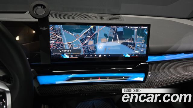 BMW i5 2024 — photo 20