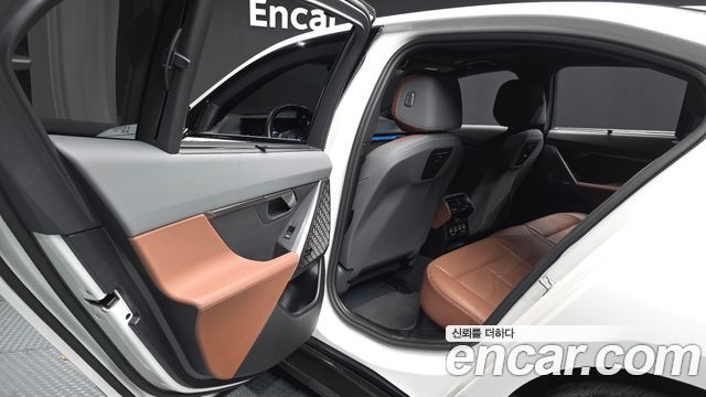 BMW i5 2024 — photo 16