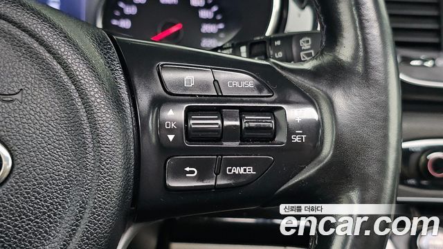 Kia Canival 2018 — photo 17