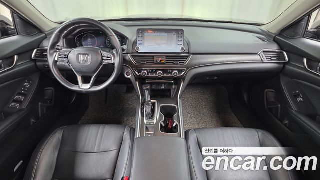 Honda Accord 2018 — photo 10