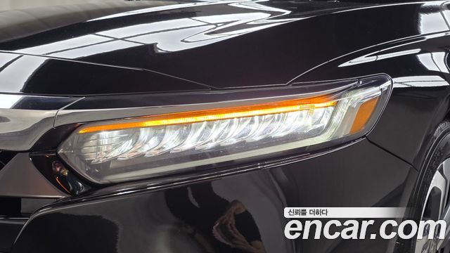 Honda Accord 2018 — photo 8