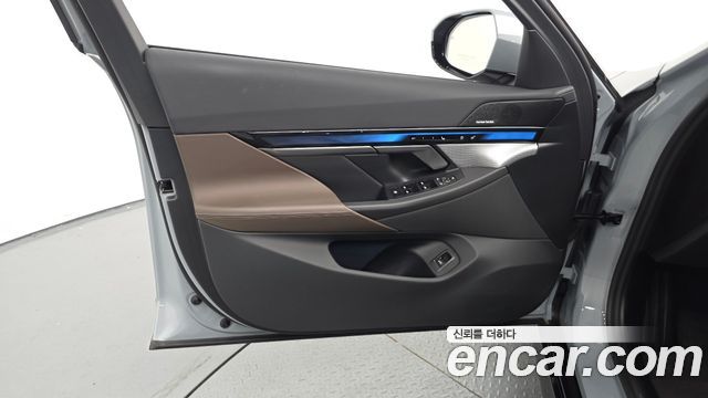 BMW 5-Series 2025 — photo 14