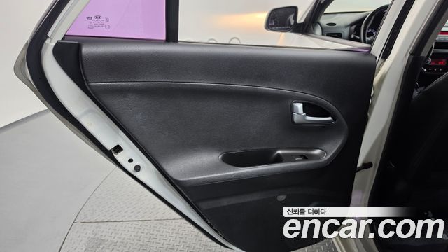 Kia morning 2015 — photo 15