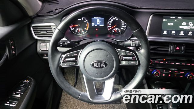 Kia K5 2019 — photo 21