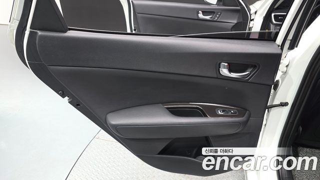 Kia K5 2019 — photo 15