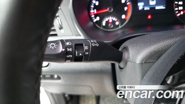 Kia K5 2019 — photo 27