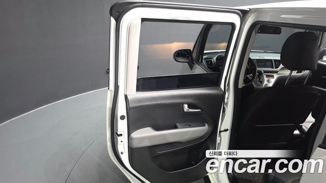 Kia RAY 2022 — photo 15