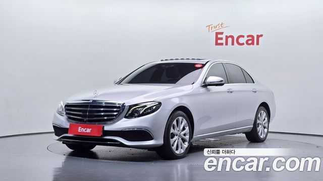 Mercedes-Benz E-Class 2020 — photo 1