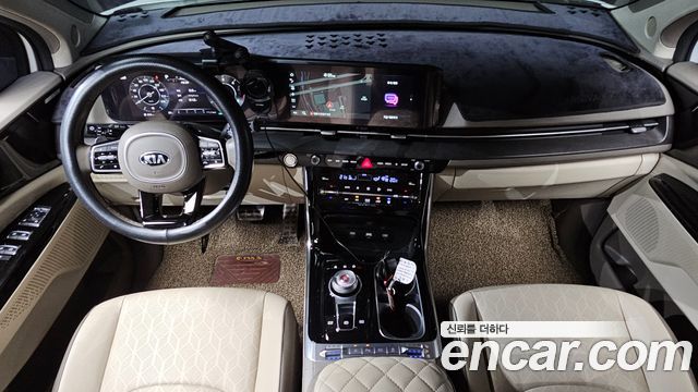 Kia Canival 2021 — photo 10