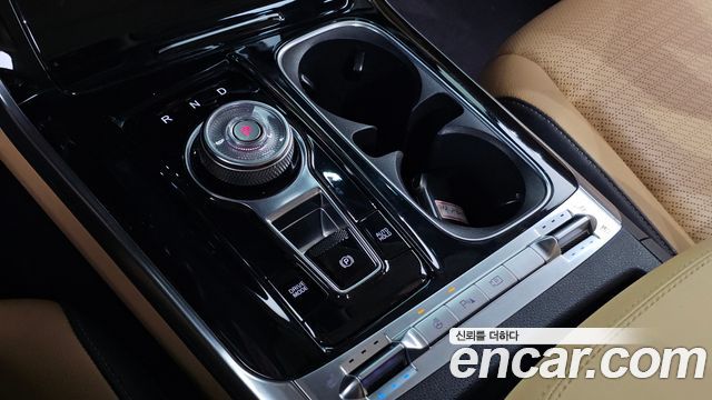 Kia Canival 2021 — photo 12
